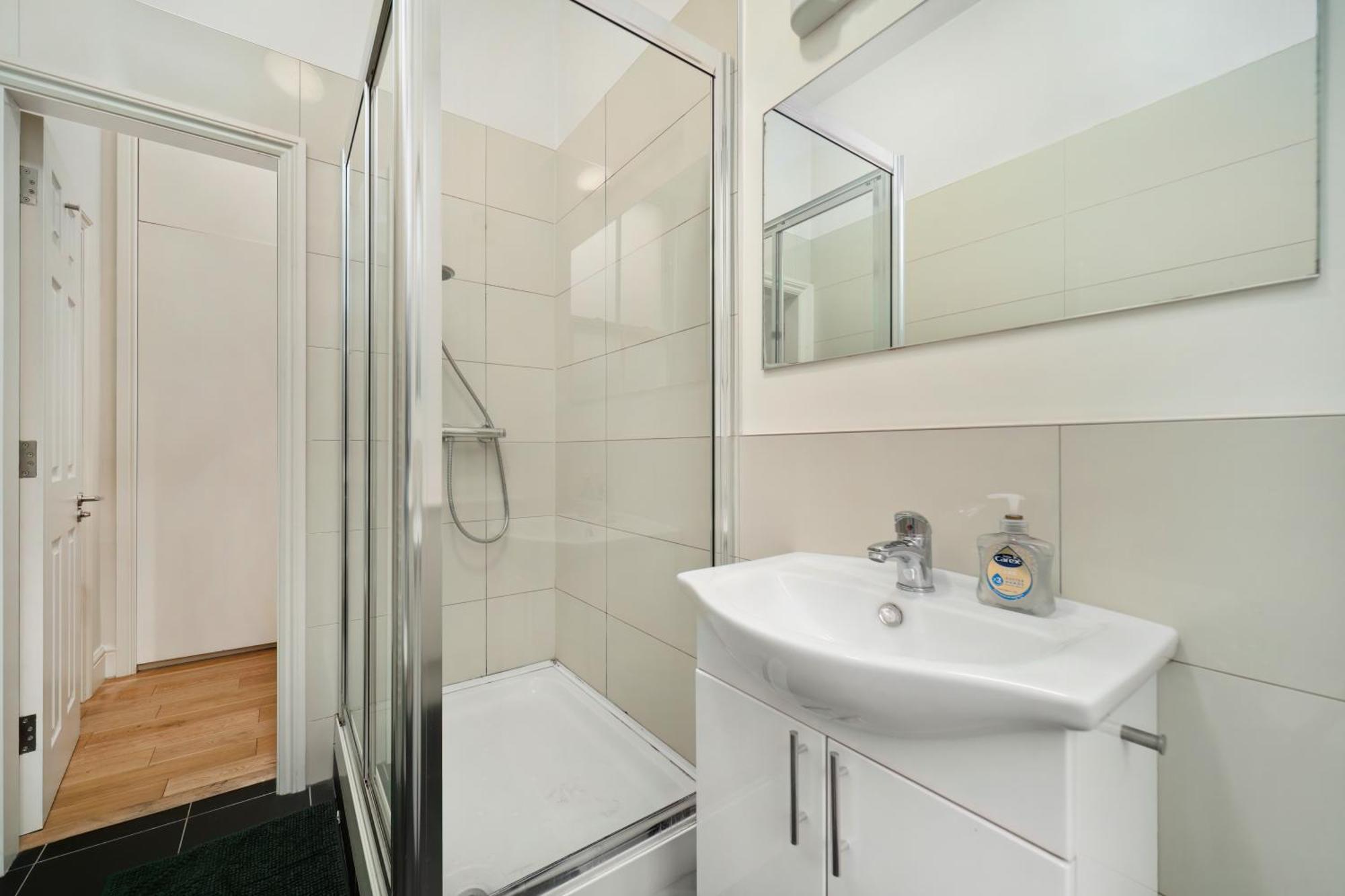 Paddington Modern Apartments London Eksteriør billede